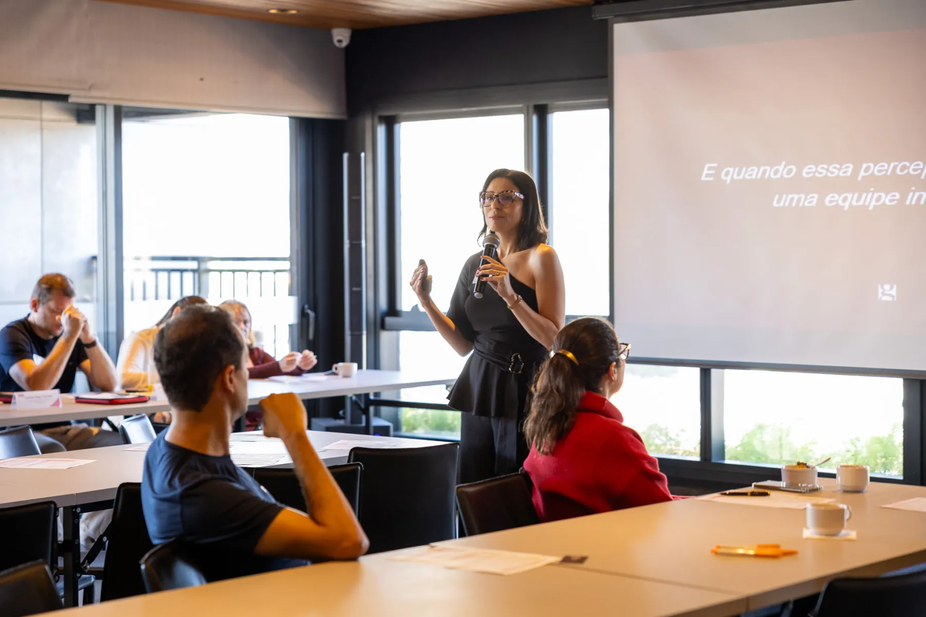 Treinamento de imagem e comportamento para equipe